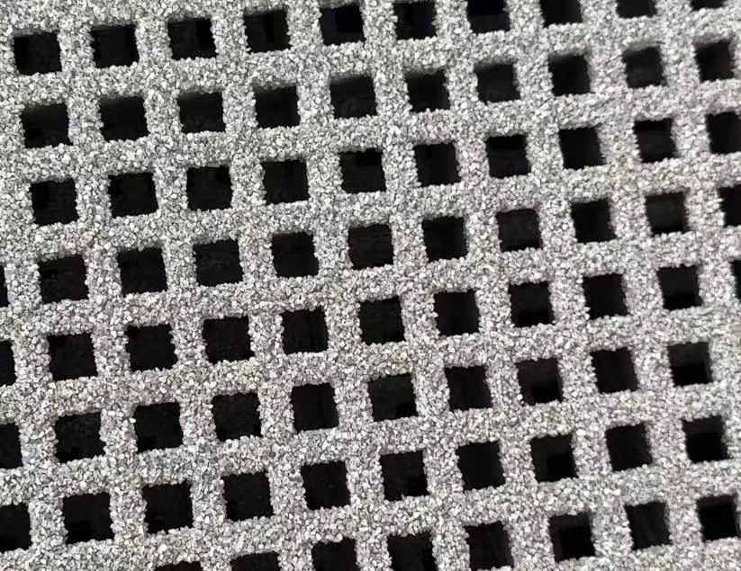 Kisi FRP Anti-Slip Vs Non{1}}Slip: Mana Yang Sesuai dengan Projek Anda?